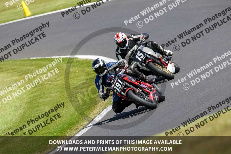 cadwell no limits trackday;cadwell park;cadwell park photographs;cadwell trackday photographs;enduro digital images;event digital images;eventdigitalimages;no limits trackdays;peter wileman photography;racing digital images;trackday digital images;trackday photos
